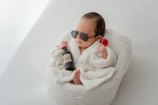 内蒙古宝宝几个月会爬 内蒙古宝宝几个月会爬